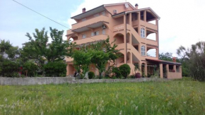 Гостиница Apartments Rajka  Лопар